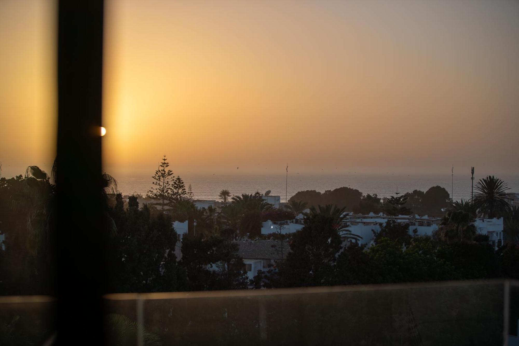Dominium Palace อกาดีร์ ภายนอก รูปภาพ Sunset in El Jadida