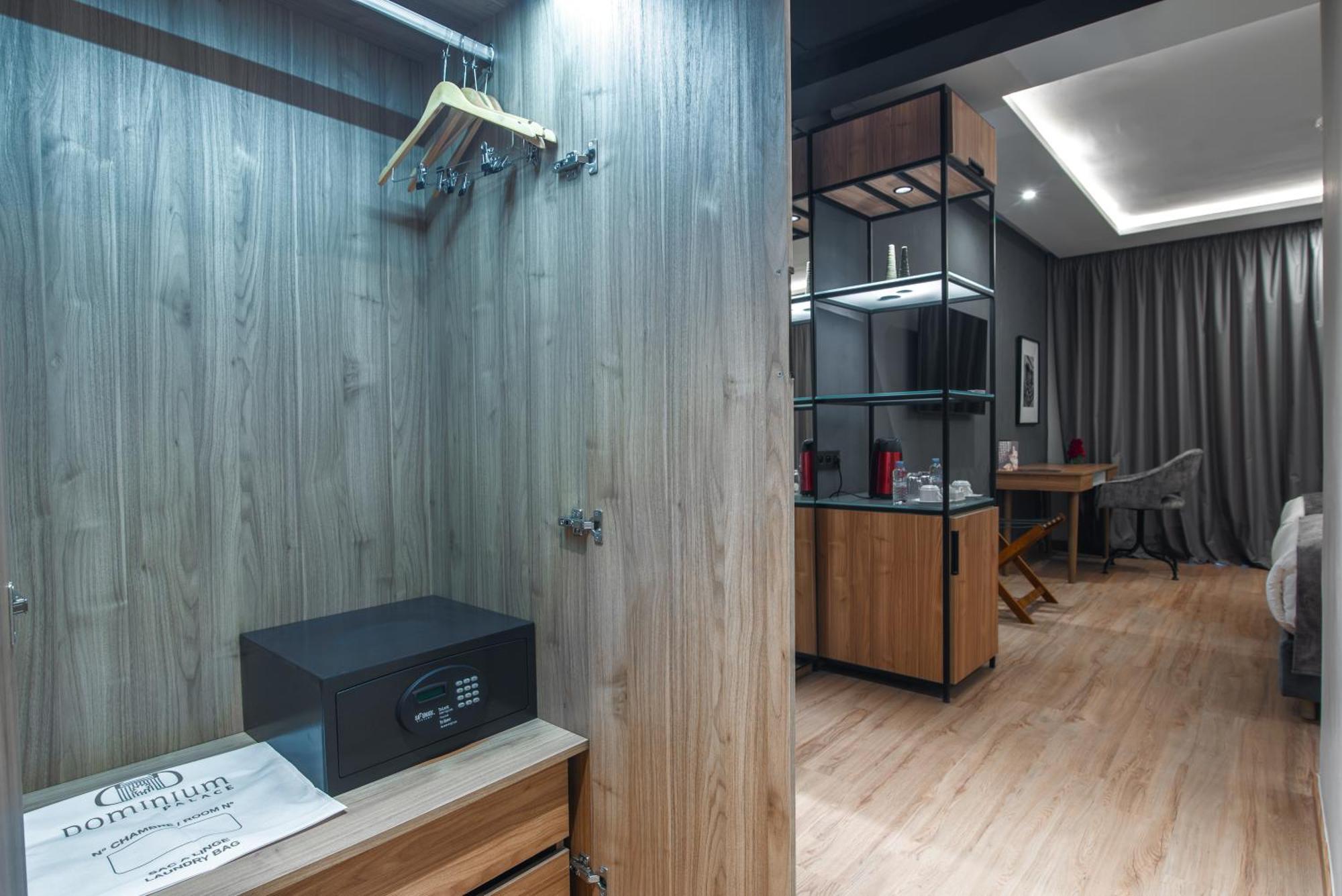 Dominium Palace อกาดีร์ ภายนอก รูปภาพ A safe in a hotel room