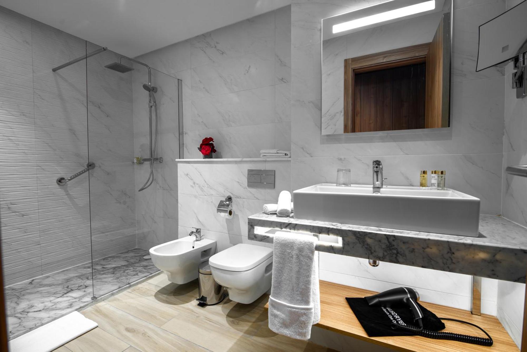 Dominium Palace อกาดีร์ ภายนอก รูปภาพ Bathroom